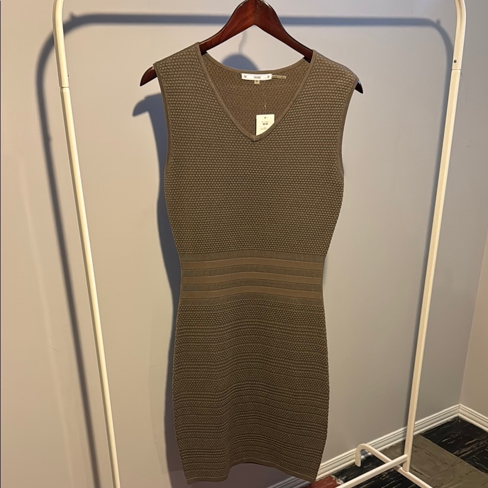 Elegant Tan Sleeveless Dress